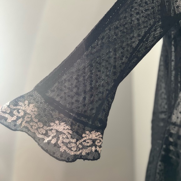 Free People Women's Black Jocelyn Pleated Dot Ruffle Lace Tunic Size Small - Picture 5 of 16